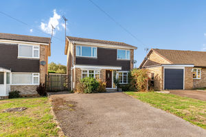 Cherrys Close Bloxham